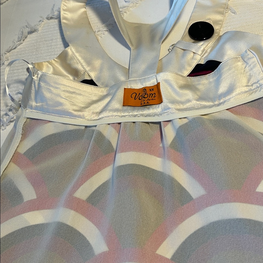 Dressy, Fun, Cute Dress! Razor Back Style - Picture 5 of 7